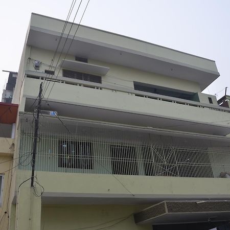 Oyo 7622 Varanasi Stays Eksteriør bilde