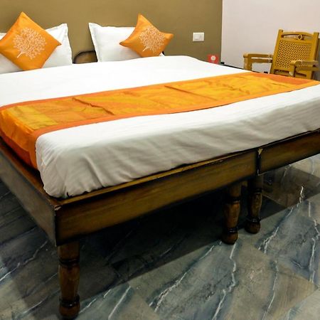 Oyo 7622 Varanasi Stays Eksteriør bilde