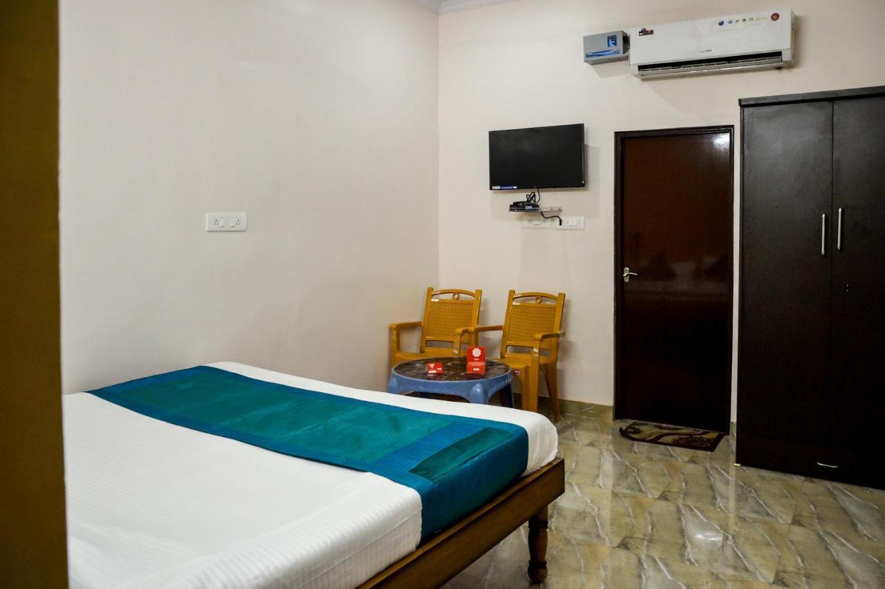 Oyo 7622 Varanasi Stays Eksteriør bilde